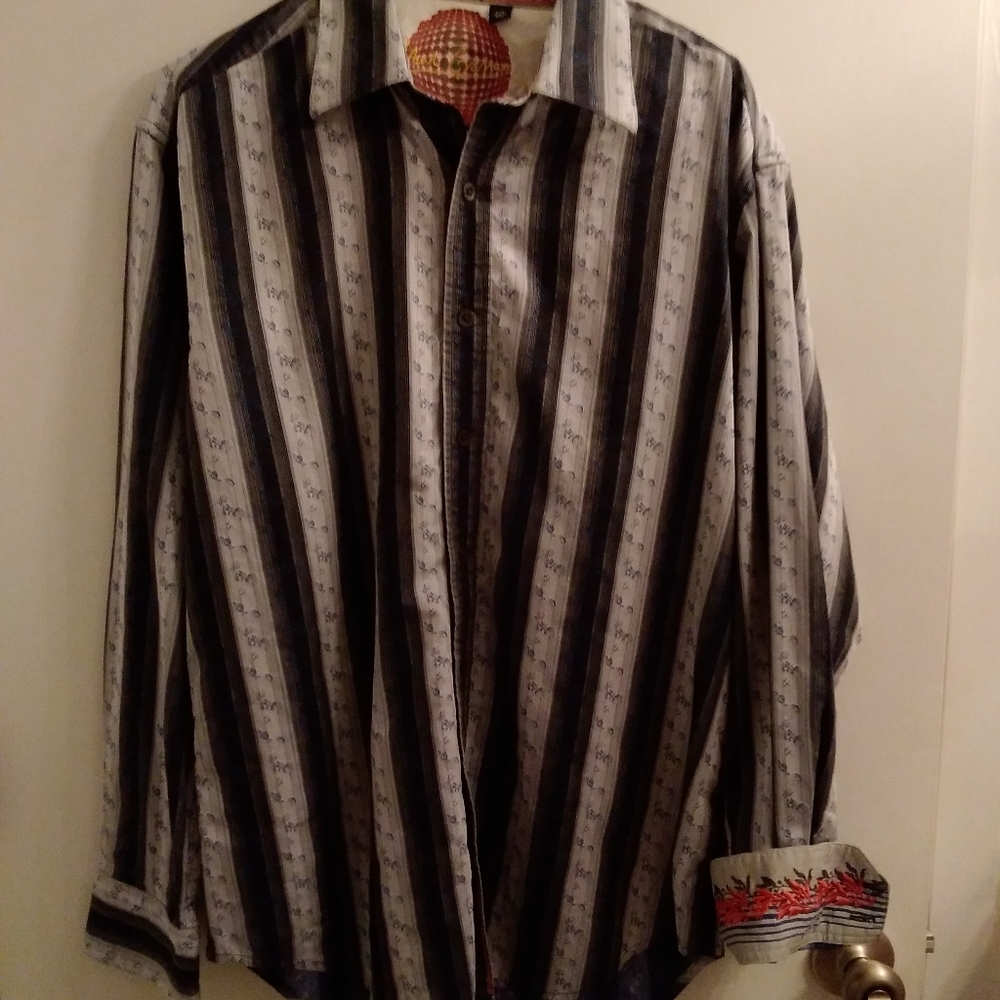 ROBert Graham L/S button up shirt Embroidered Flip cuff & sleeve placket…